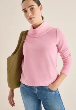 Chemise en velours côtelé avec grand col