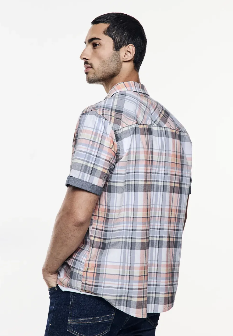 Chemise à carreaux