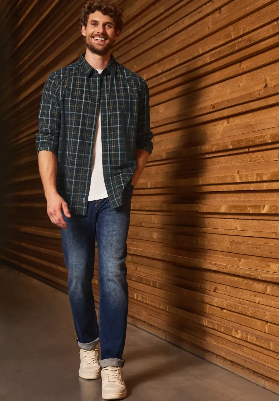 Chemise à carreaux en velours côtelé