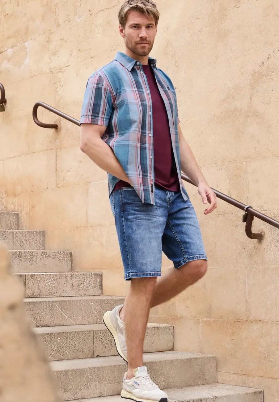 Chemise à manches courtes avec motif à carreaux