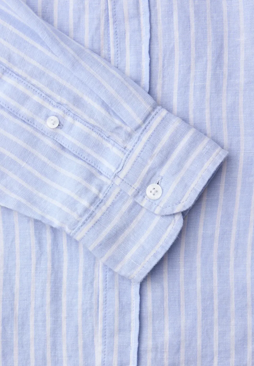 Chemise à manches longues en lin à rayures