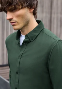 Chemise à structure piquée
