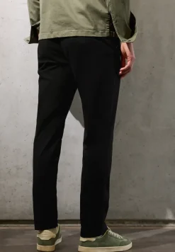 Chino avec ceinture stretch