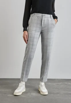 Chino à carreaux