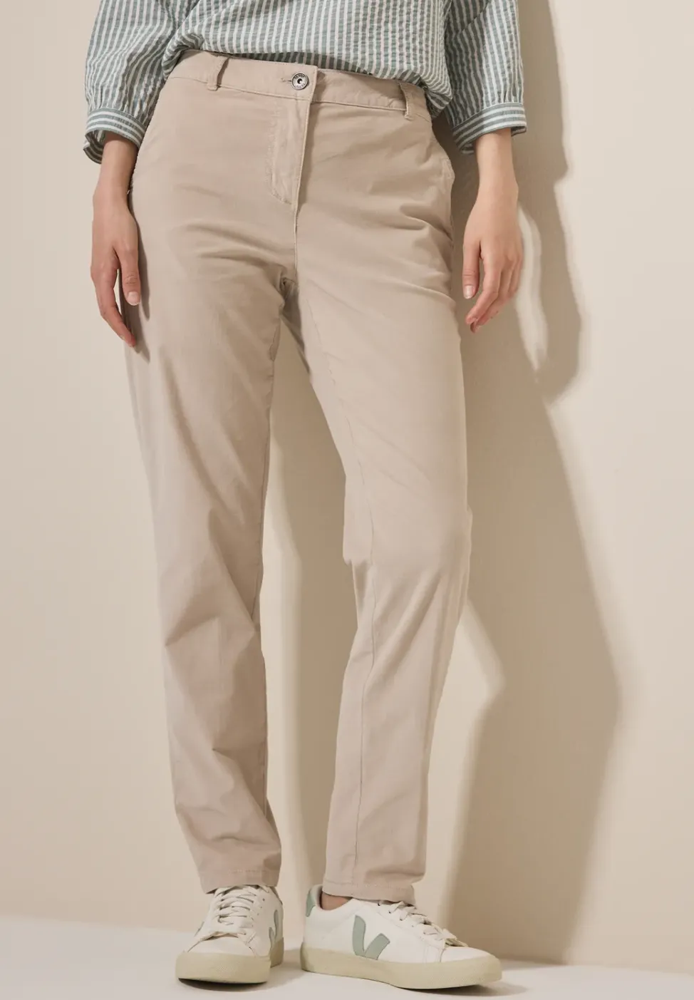Chino en velours côtelé