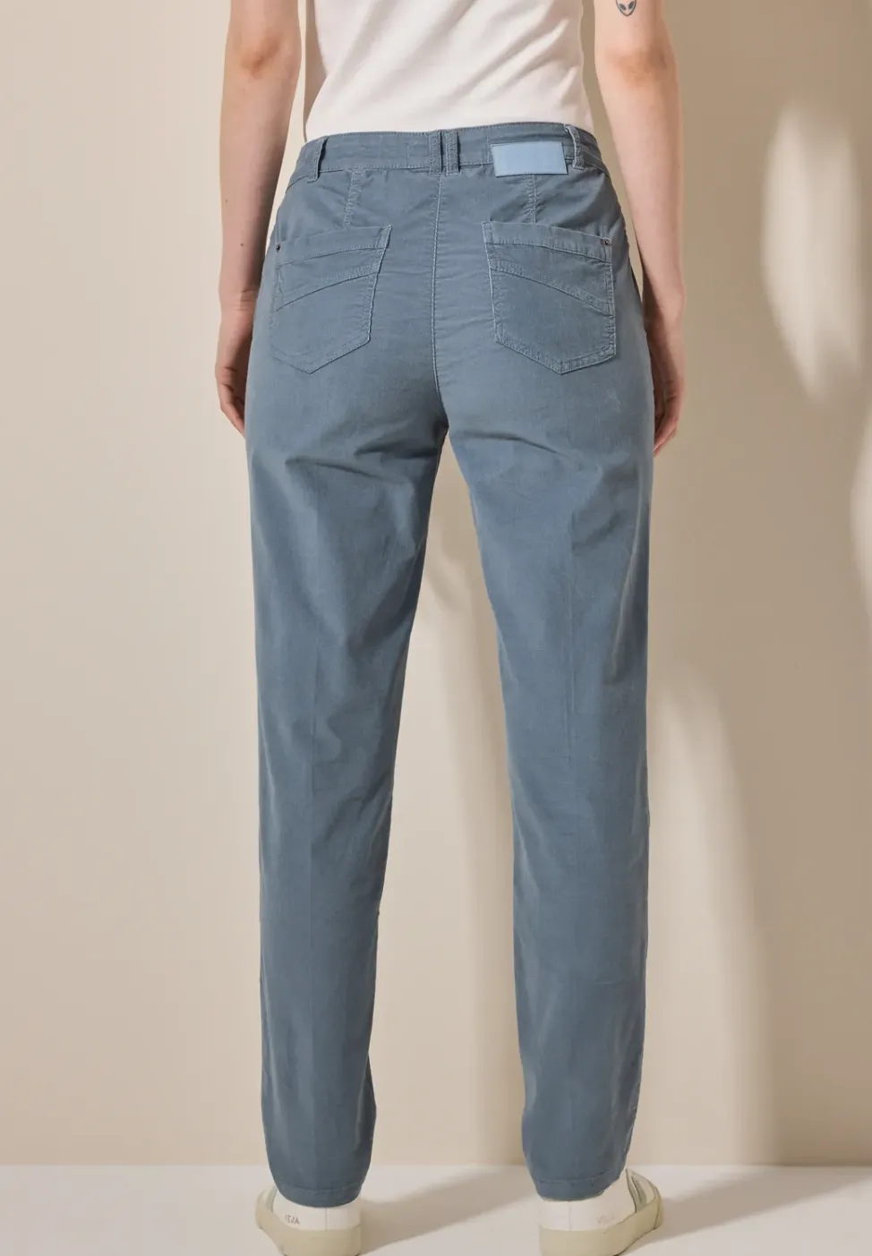 Chino en velours côtelé