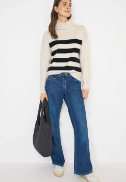 Doux pull à col roulé