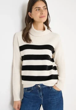 Doux pull à col roulé