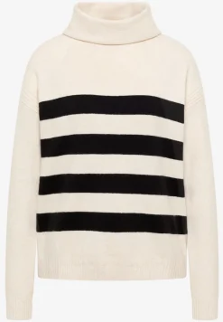 Doux pull à col roulé