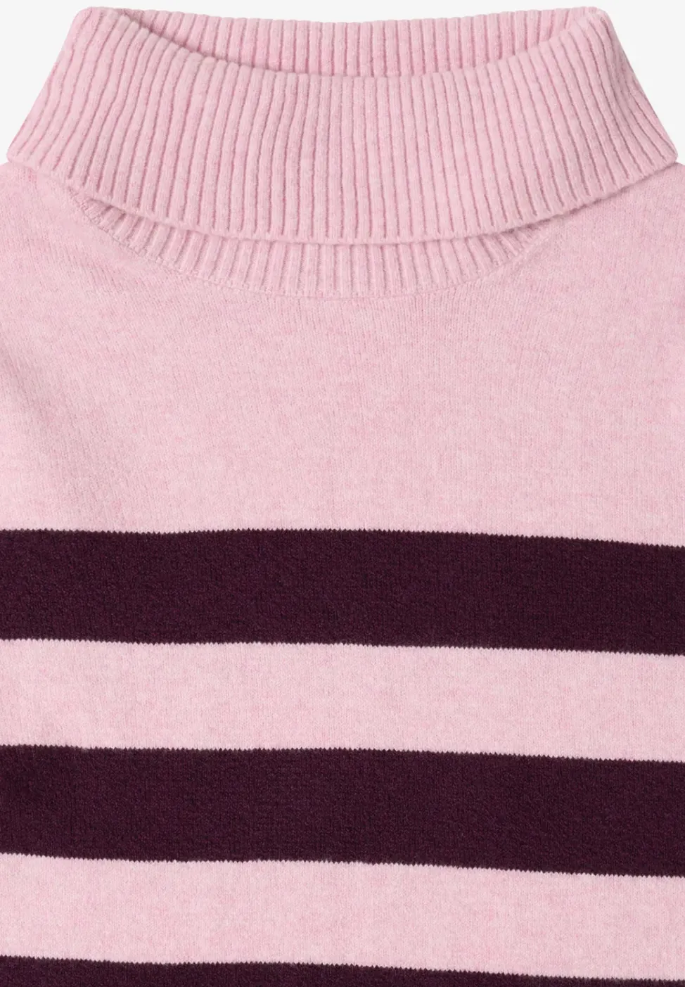 Doux pull à col roulé