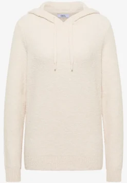 Doux pull-over en maille bouclette