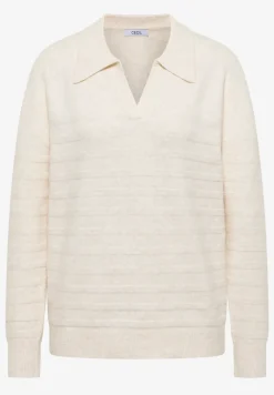 Doux pull-over structuré