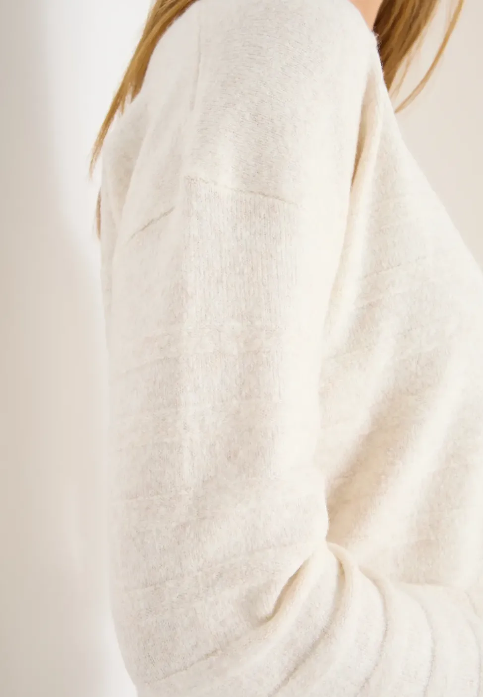 Doux pull-over structuré