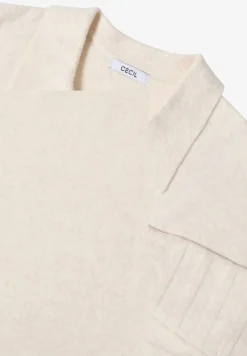 Doux pull-over structuré