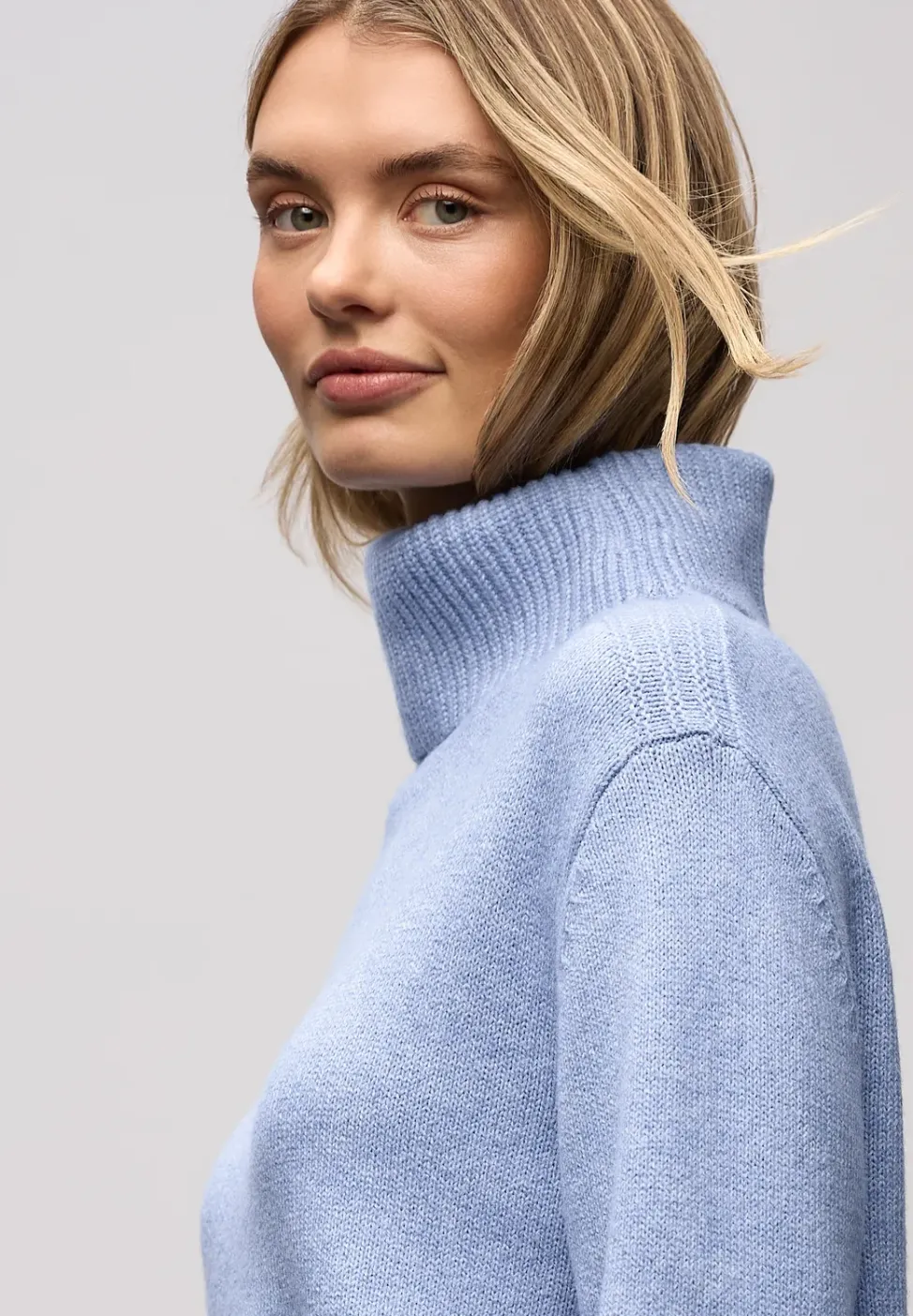 Doux pull à col roulé