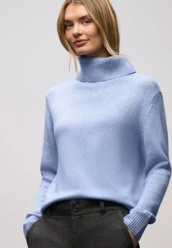 Doux pull à col roulé