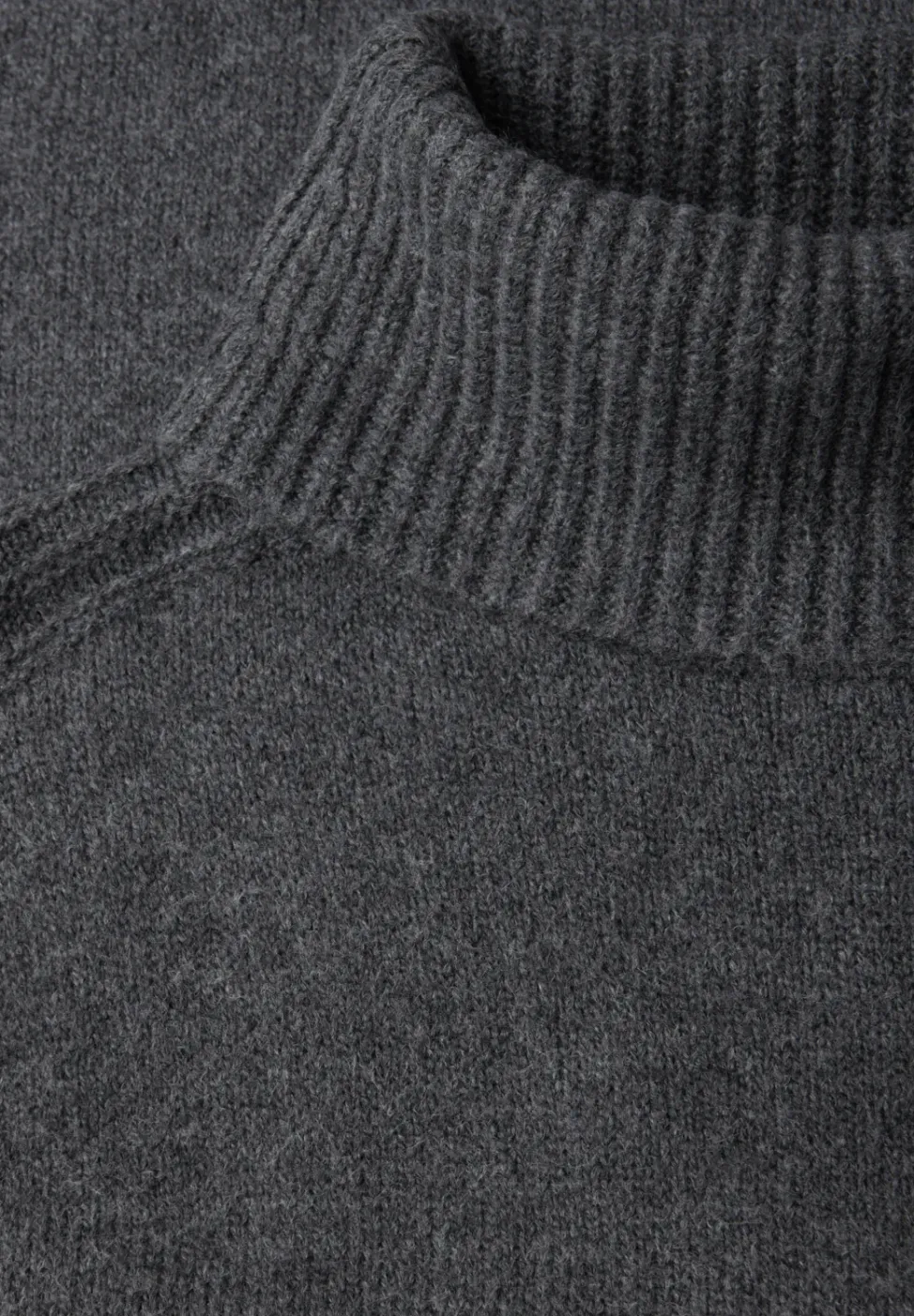 Doux pull à col roulé