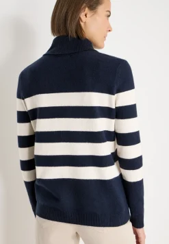 Doux pull à col roulé