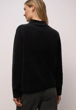 Doux pull-over chenille