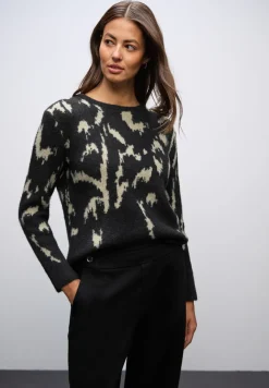 Doux pull-over jacquard