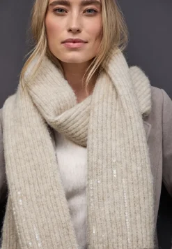 Foulard avec paillettes