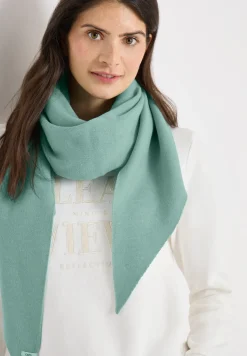 Foulard triangulaire
