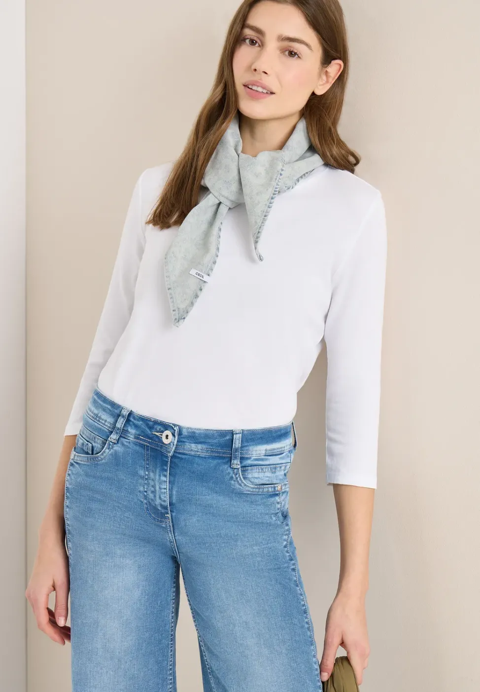 Foulard triangulaire Leo