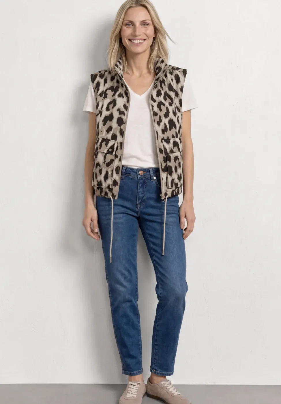 Gilet avec col montant et motif léopard