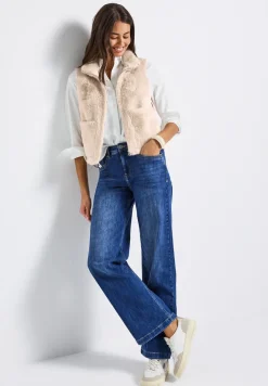 Gilet doux à l'aspect fourrure