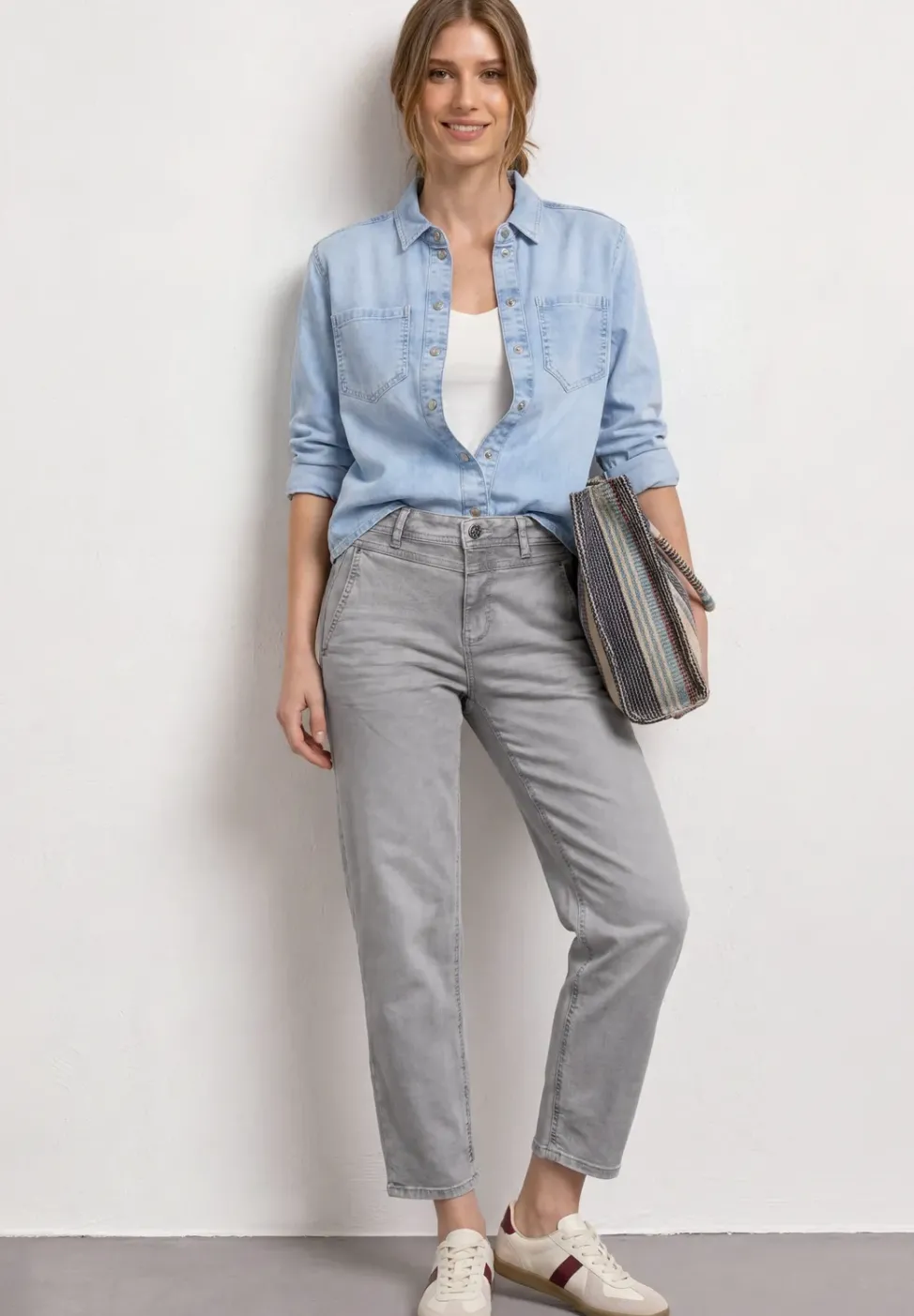 Jean Barrel Leg taille haute, coupe loose