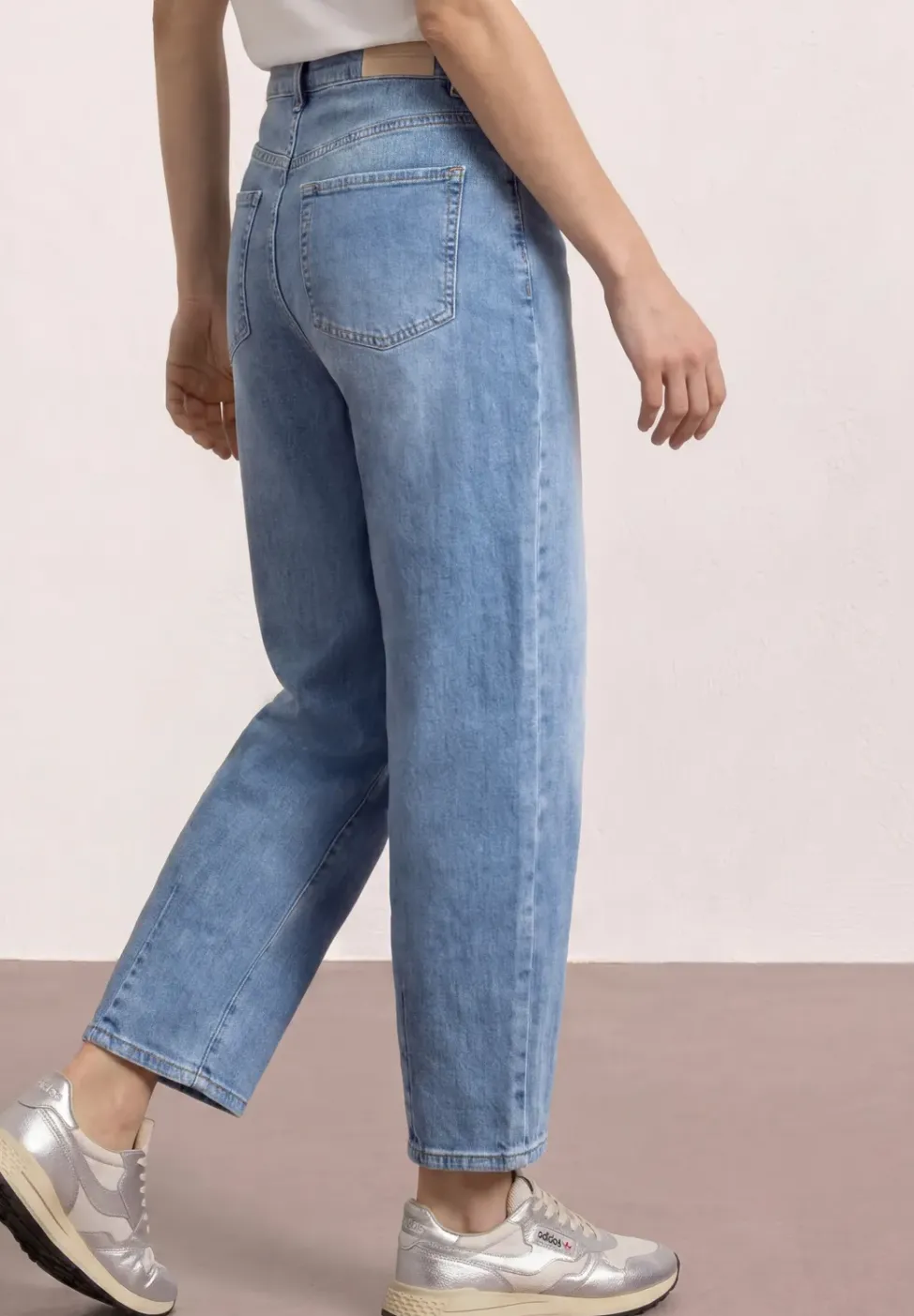Jean coupe barrel leg en fit loose