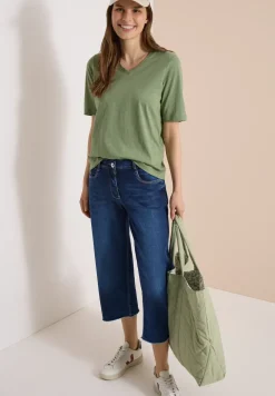 Jean 3/4 coupe large en style ample