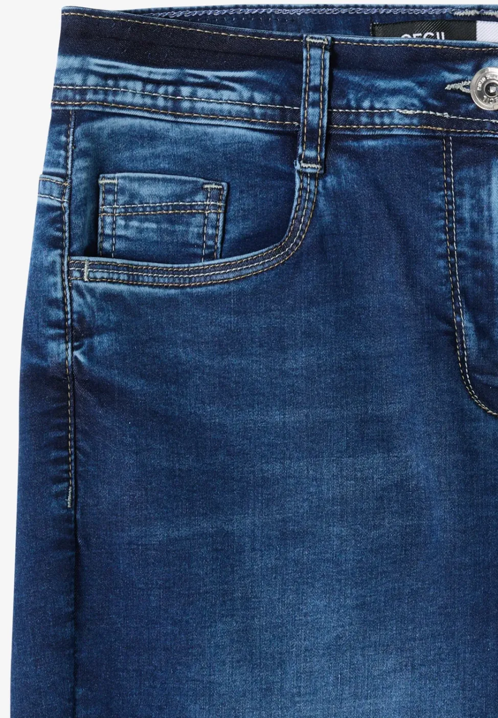 Jean 3/4 coupe large en style ample