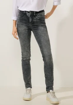 Jean coupe slim gris