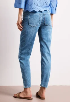 Jean fuselé loose fit