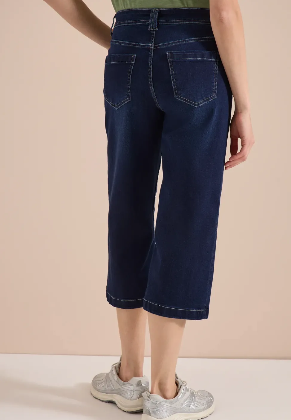 Jean 3/4 à jambes larges, coupe loose