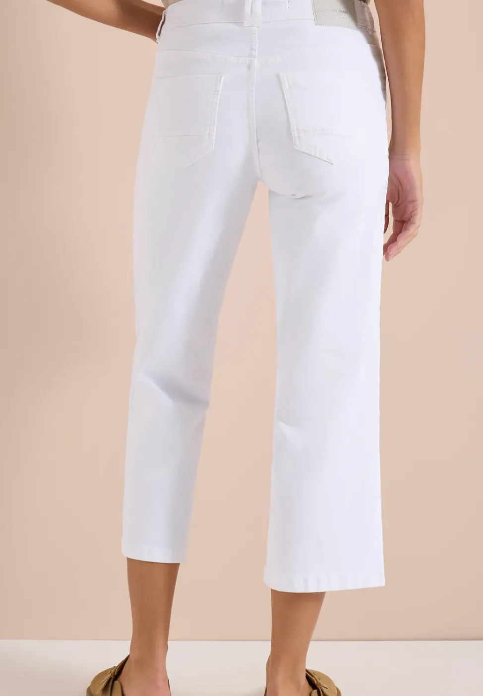 Jean large 7/8 à poches plaquées