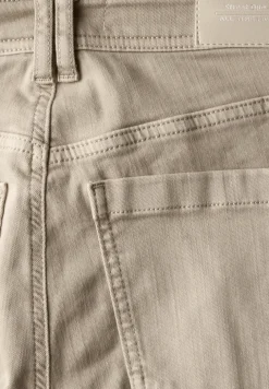 Jeans au look cargo