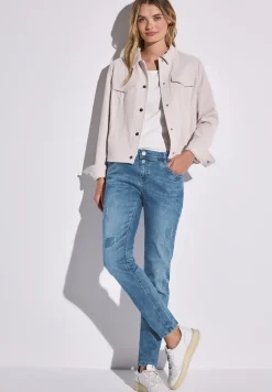Jeans au look destroy