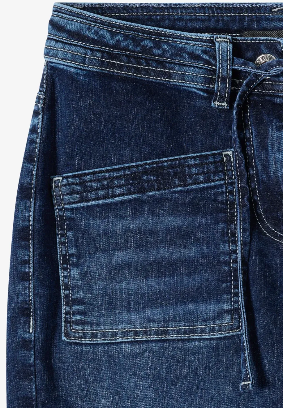 Jeans avec poches patch