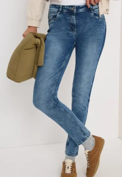 Jeans à galons
