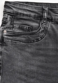 Jeans à jambes rigides
