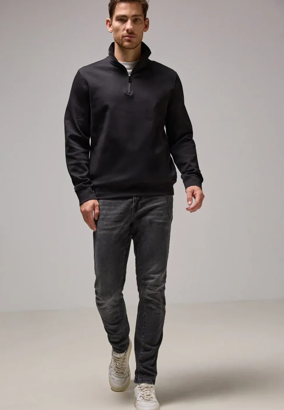 Jeans à la coupe régulière