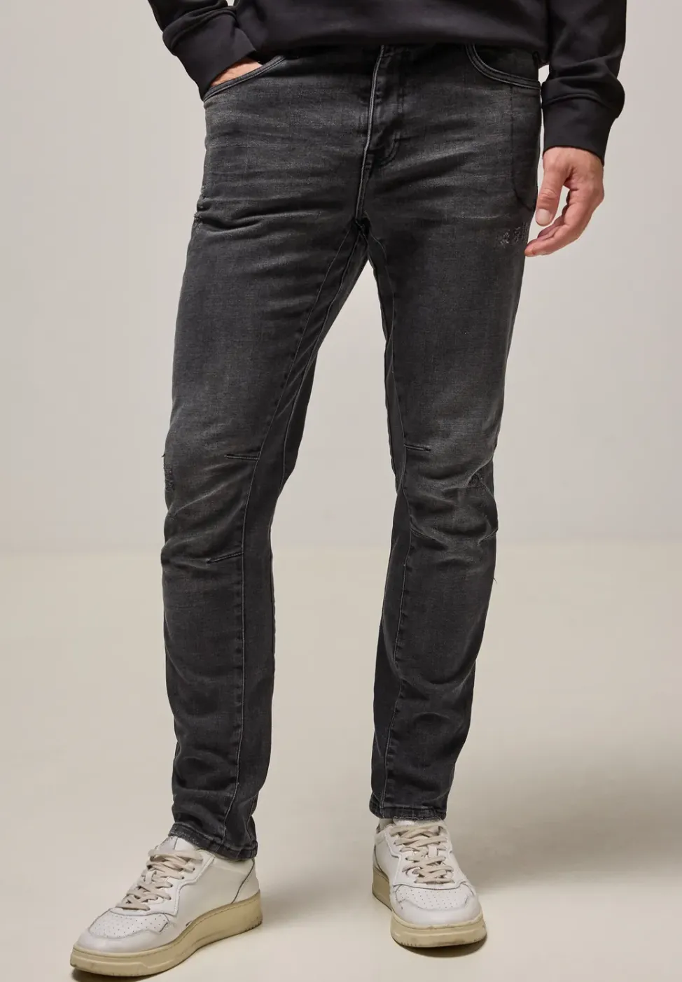 Jeans à la coupe régulière