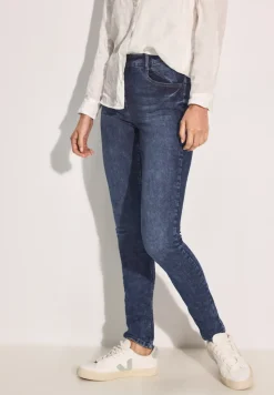 Jeans à la coupe slim