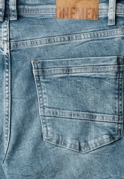 Jeans à la coupe Slim Fit