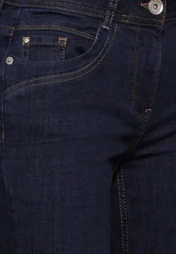 Jeans rinsed