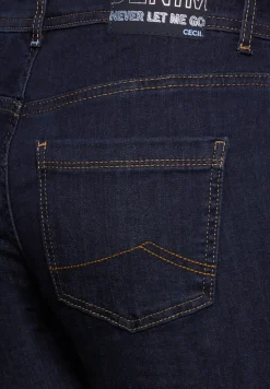 Jeans rinsed