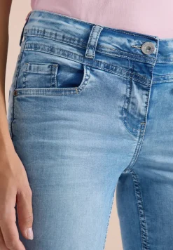 Jeans 3/4 Slim Leg en coupe décontractée