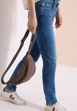 Jeans slim legs à taille haute et coupe ajustée